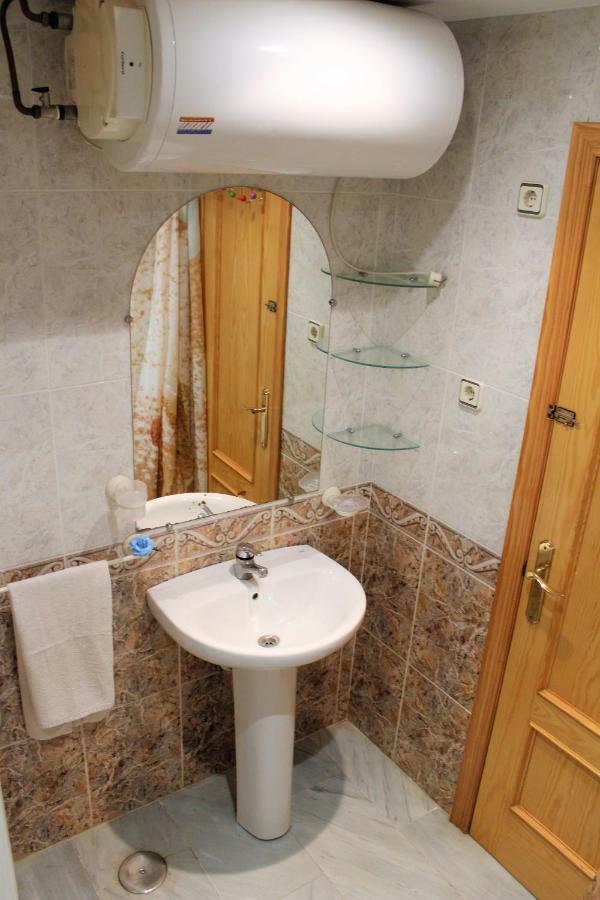 Puerta Del Mar Apartment Almuñécar Екстериор снимка